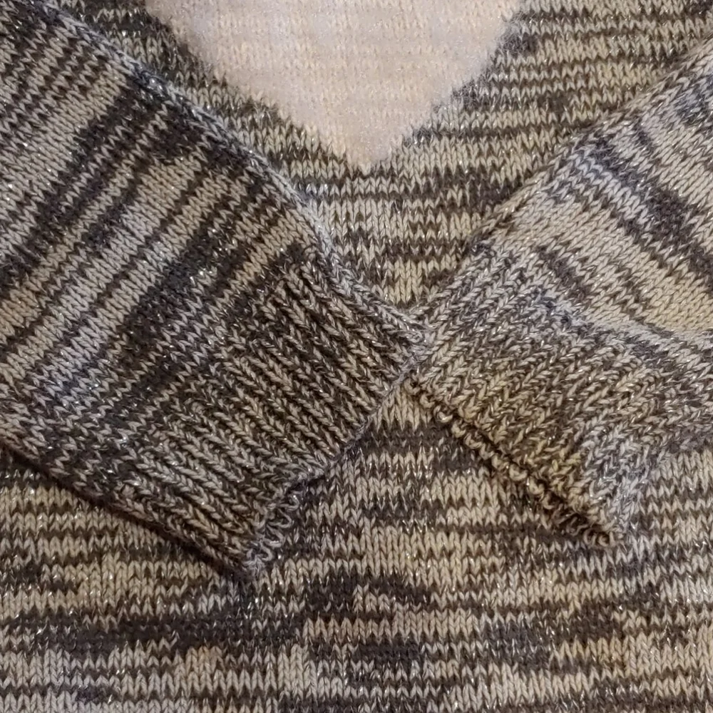 Crazy 8s Heart Sweater size 5/6